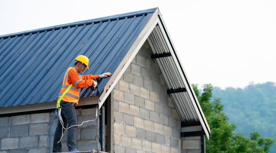 Expert new roof installation services in North Freedom, WI